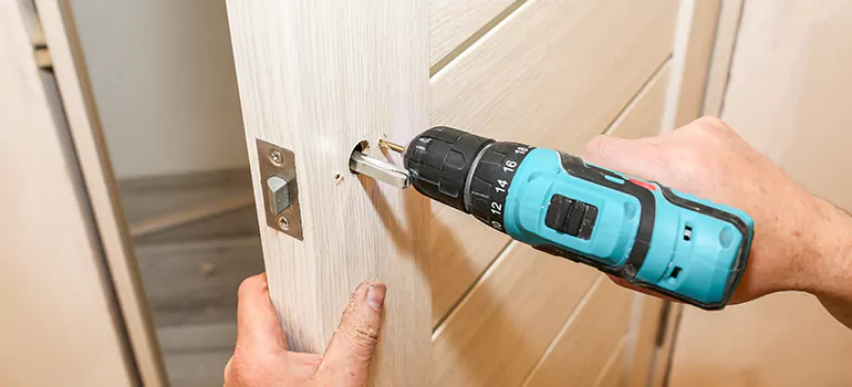 Old Door Knob Repair in Country Walk, FL