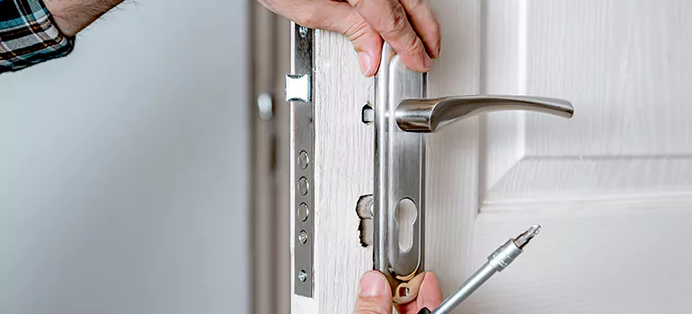 Front Door Knob Repair in Country Walk, FL